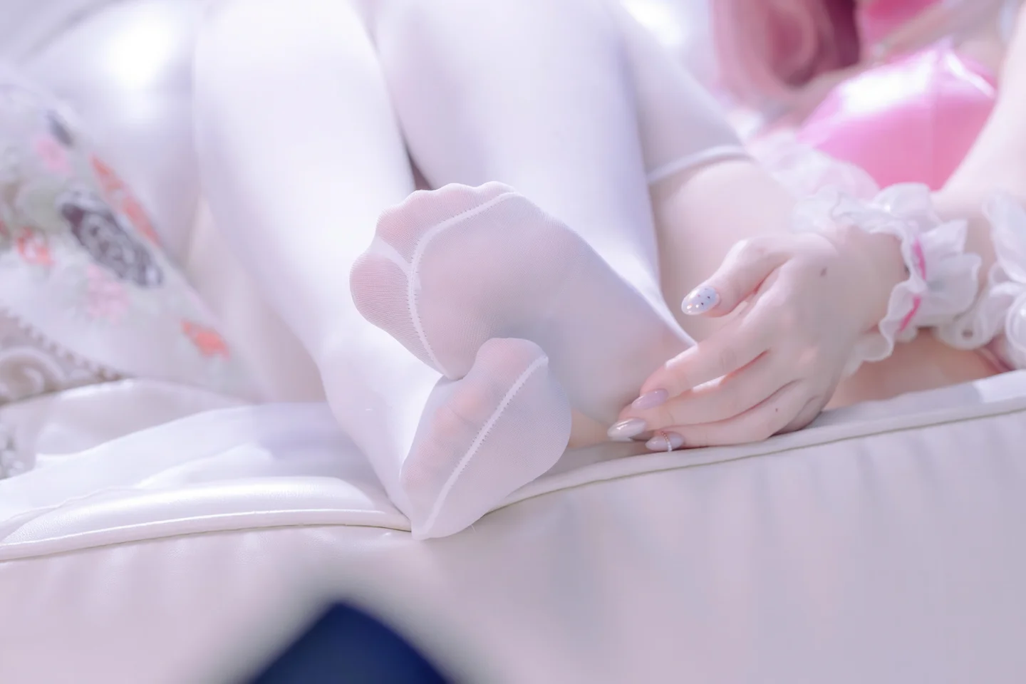 屿鱼 - No.076 桃乐丝 黎明派对 [63P-403MB] tg@simisebaisi 【丝足阁】039.webp